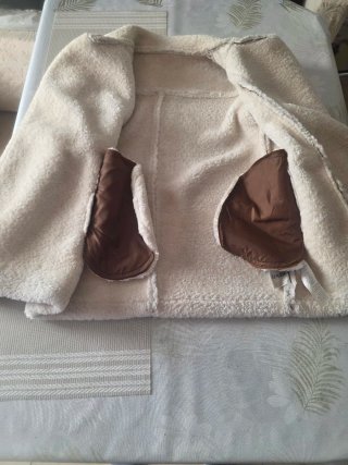 Chaqueta borrego marrón y blanco