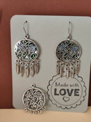 Pendientes artesanales florales