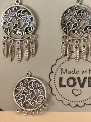Pendientes artesanales florales