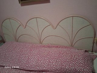 Cabecero de cama de ratán y mimbre