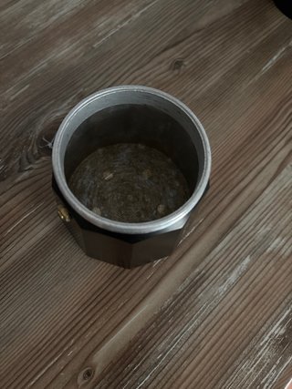 Cafetera italiana negra