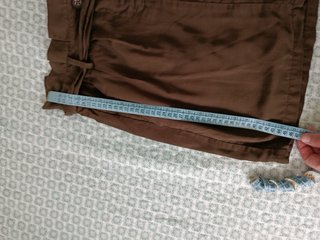 Minifalda marrón con cinturón
