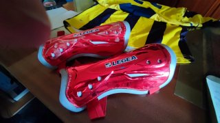 Parastinchi calcio LEGEA rossi