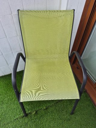 Silla terraza verde apilable posibilidad 4 sillas