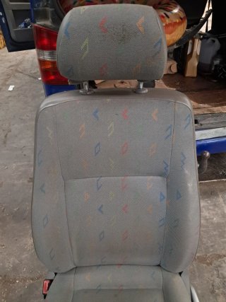 Asiento piloto VW Transporter T5 con plataforma