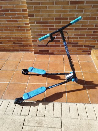 Lote Patines y patinetes