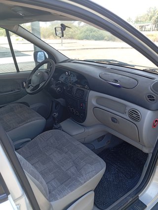 Renault Scenic RX4 2003