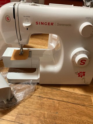 Máquina de coser Singer Serenade