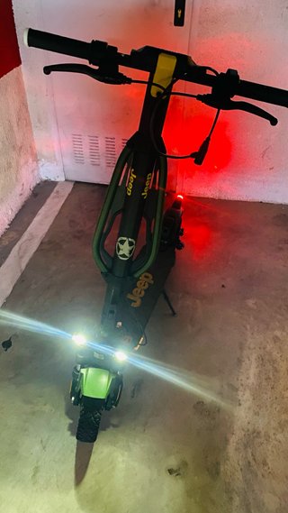 Patinete Eléctrico Jeep