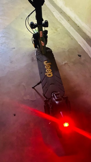 Patinete Eléctrico Jeep