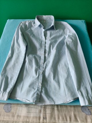 Blusa Stradivarius Rayas Azul y Blanco