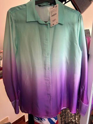 Camiseta Zara Degradado Verde y Morado