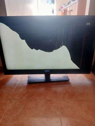 Televisor Sony Negro Pantalla Rota