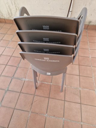 4 Sillas de terraza Cervezas Alhambra