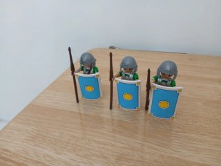 3 Figuras Romanos Playmobil Escudo Todos 10€