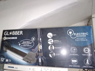 Patinete Eléctrico Negro, para niños, seminuevo