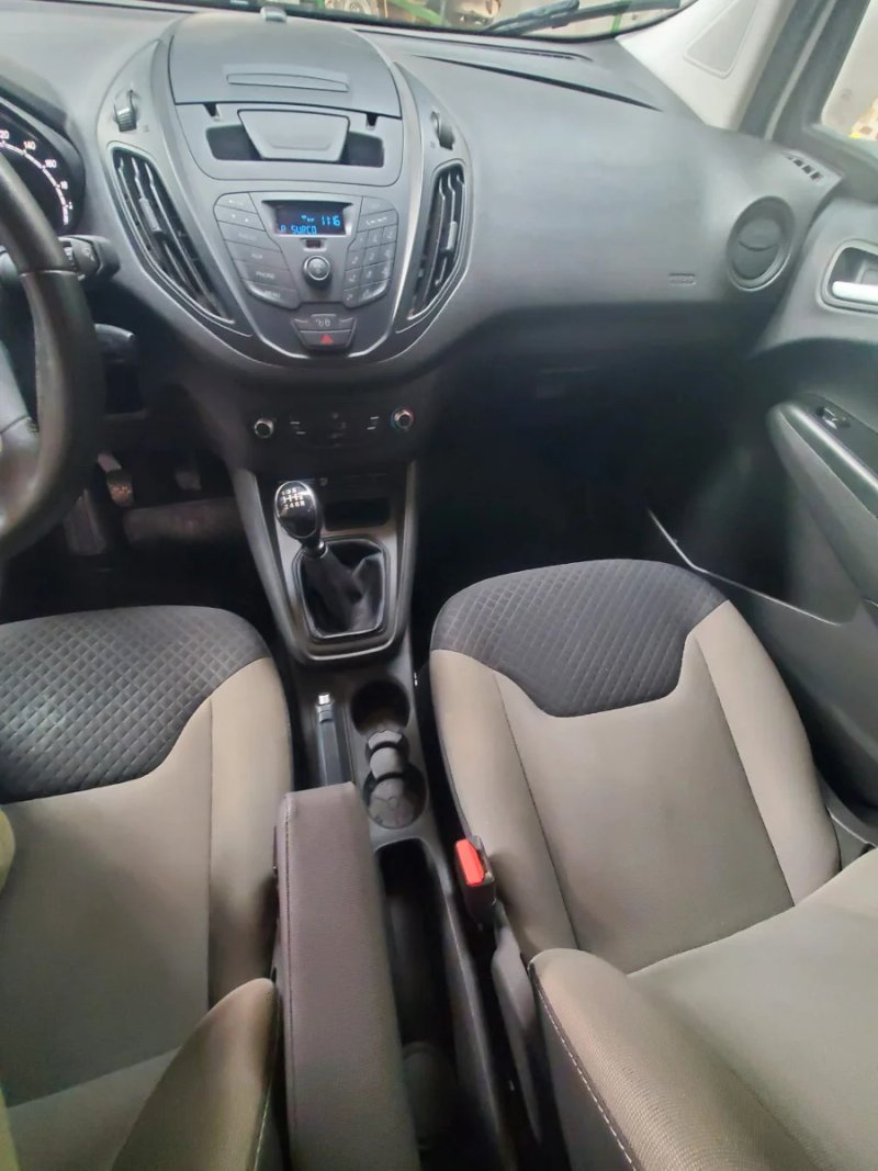 Ford Tourneo Connect 2019 - foto 1