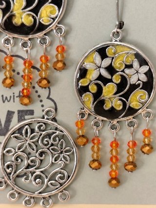 Pendientes artesanales florales