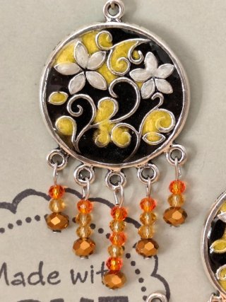 Pendientes artesanales florales