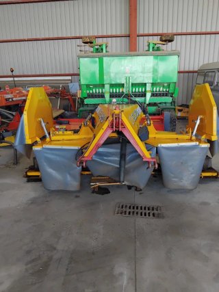 Segadora frontal ELHO NK3300F