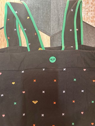 Vestido Negro Roxy Estampado Corazones