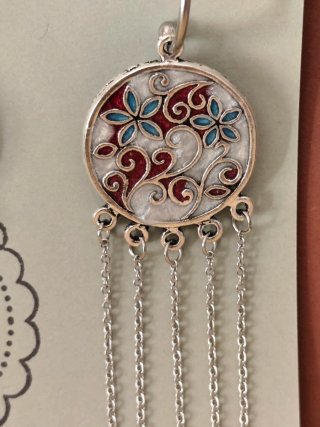 Pendientes artesanales florales con cadenas