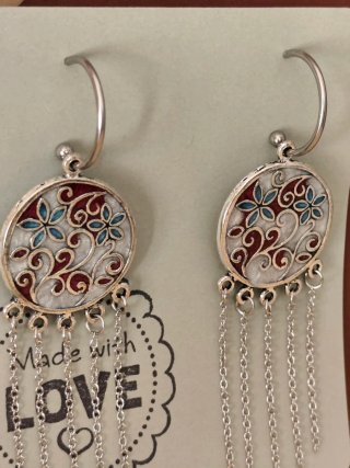 Pendientes artesanales florales con cadenas