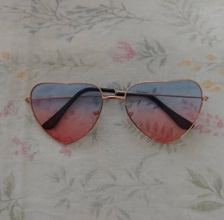 Gafas de sol corazón degradado