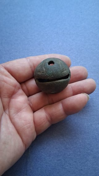 Cascabel romano antiguo
