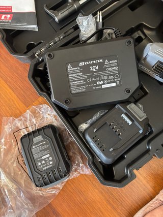 Taladro Percutor, Limpiador Tapicería y Batería