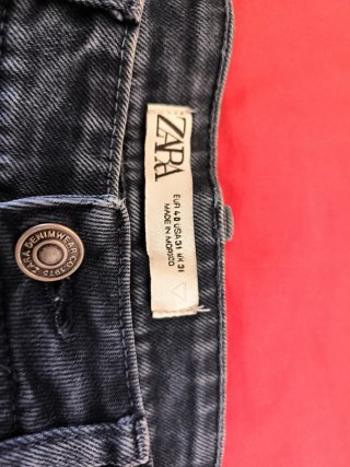 Pantalón corto vaquero hombre Zara