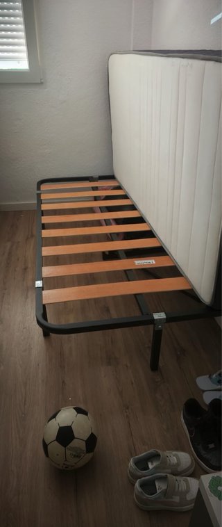 Base Cama 190x90 Metal y Madera con colchón