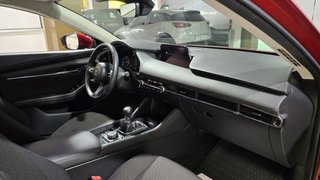 Mazda 3 Zenith (2020)