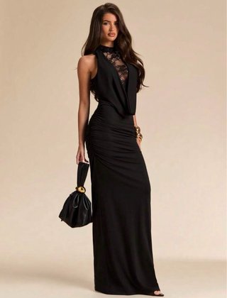 Vestido negro con encaje