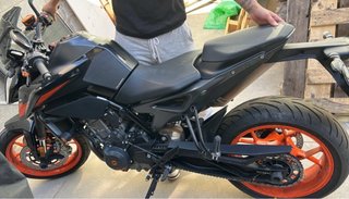 KTM 790 DUKE L Negra/Naranja