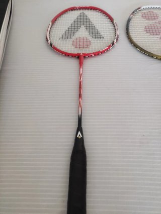 Dunlop Aerogel Flex 600 20€ y Karacal junior 10€