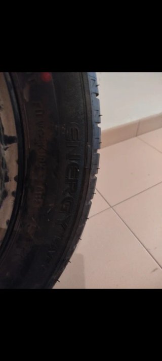 Neumático Michelin 205/55 R16