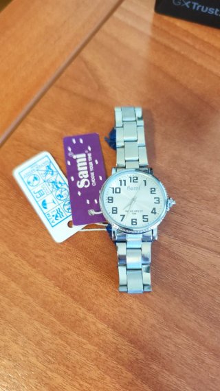 Reloj acero chica o niños nuevo.