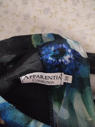 Vestido floral azul y verde