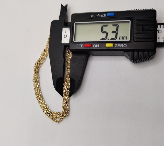 Pulsera de oro de 18k. Peso: 9.99gr