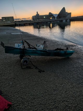 Kayak de pedales shark muy estable