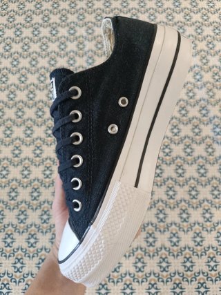 Converse originales talla 39 con plataforma