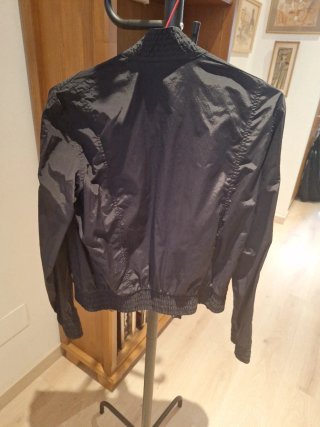 Cazadora impermeable Calvin Klein Jeans M