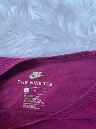 Camiseta Nike Morada