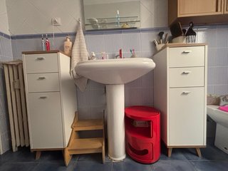 URGE VENTA Dos muebles de baño blancos