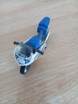 Moto de Policía Playmobil Como esta 2,50€