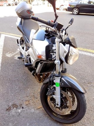 Suzuki GSR600