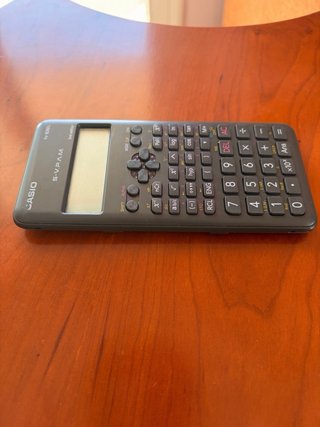 Calculadora Casio fx-82MS
