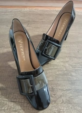 Zapatos Vinceza Tacón Bloque Hebilla