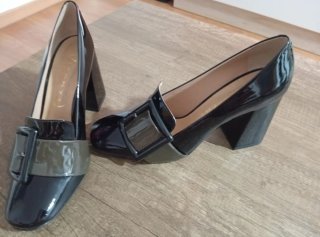 Zapatos Vinceza Tacón Bloque Hebilla